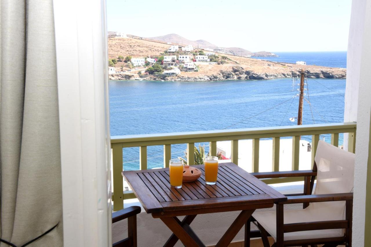 Nefeli Kythnos * Loutrá